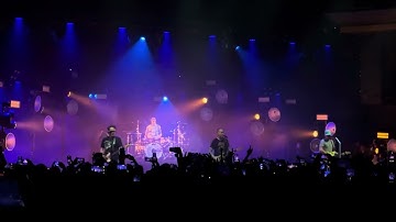 blink-182 (w/ Matt Skiba) Bored To Death LIVE - Hollywood Palladium 2/13/25