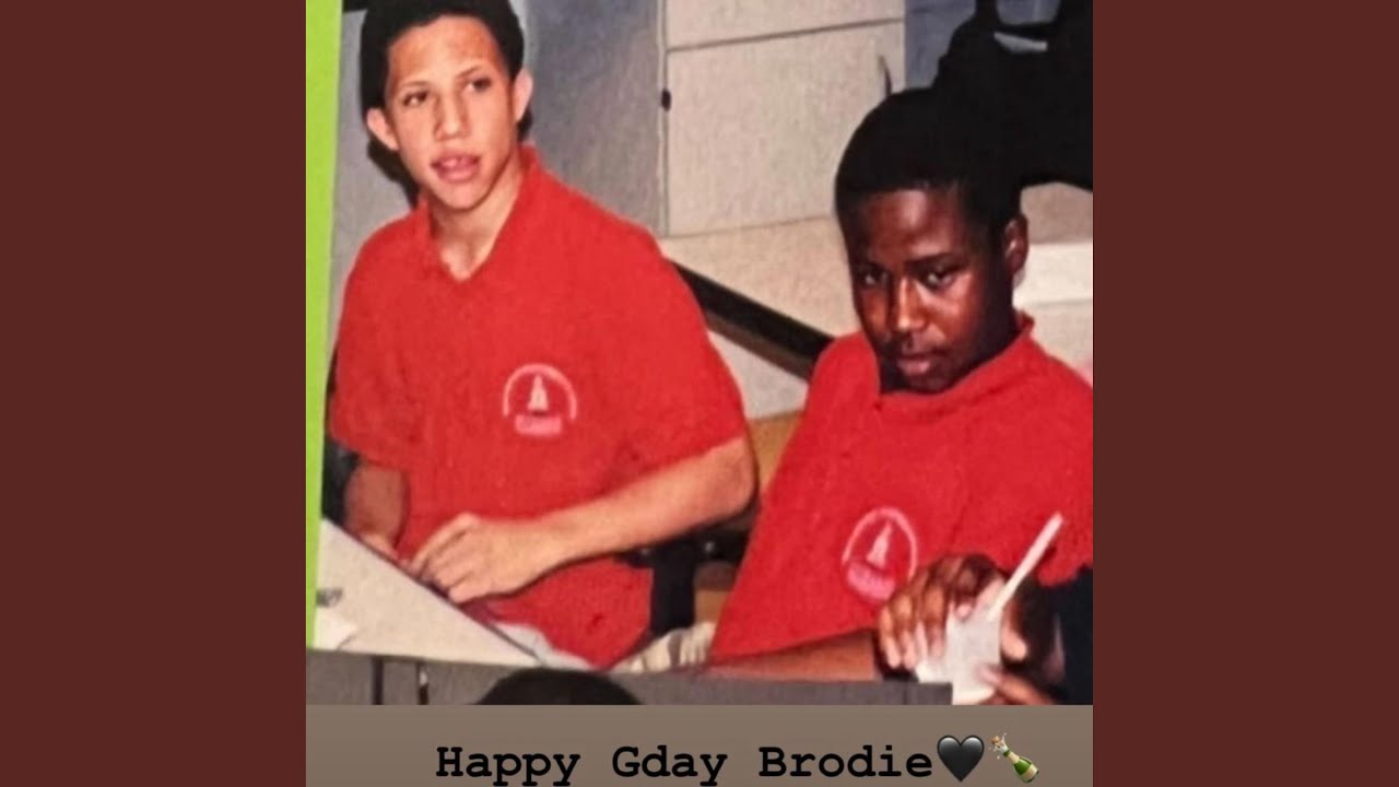 Detached auf YouTube ansehen Detached auf YouTube ansehen