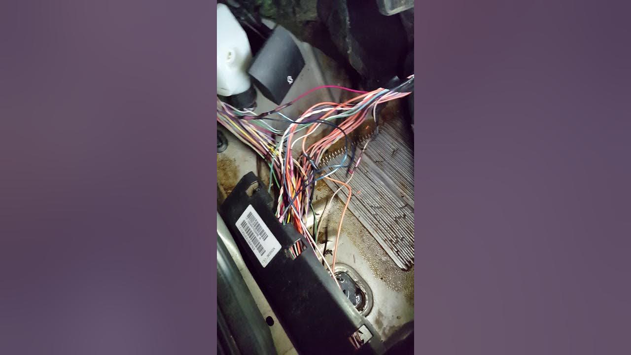 06 jeep grand Cherokee sunroof drain clogged and wiring YouTube