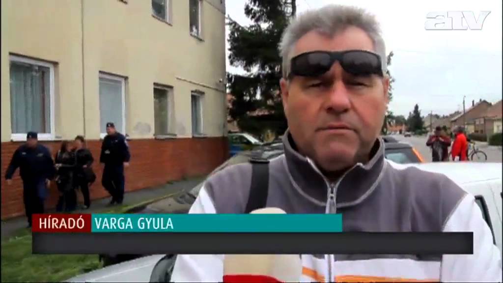 Több száz fős tömeg tüntetett a kapuvári húsgyár előtt