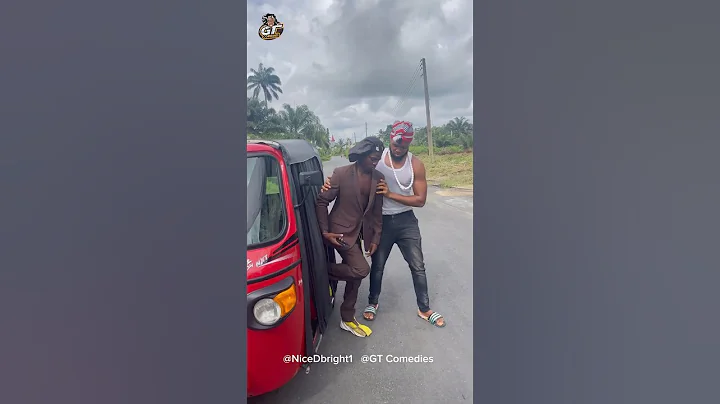 See how kiss Daniel bouncer prevent fans from touching his boss🤣😂#comedy #funny #shorts #viral