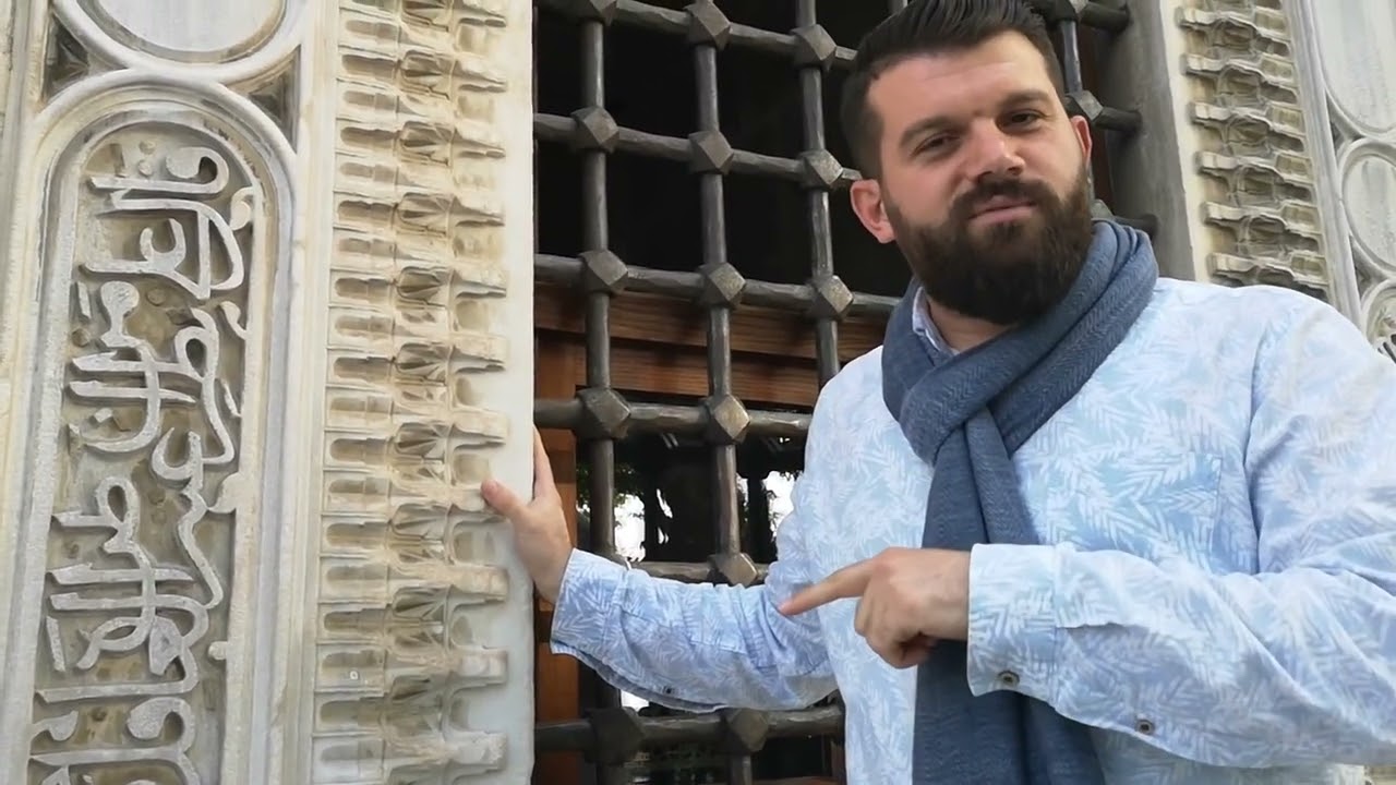 Bursa Yeşil Cami Pencerelerinde Hz  Ali'den Mesajlar: “Akıllının Zannı Kehanettir” - Ömer Kaptan
