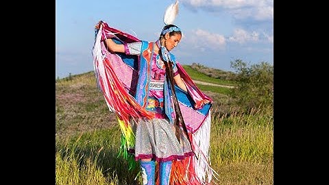 A Tribe Called Red     Look at This- Powwow Music/Dancing Video Mix