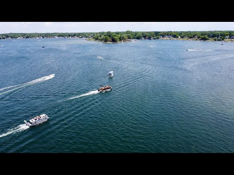 Whitmore Lake Boating 🛥