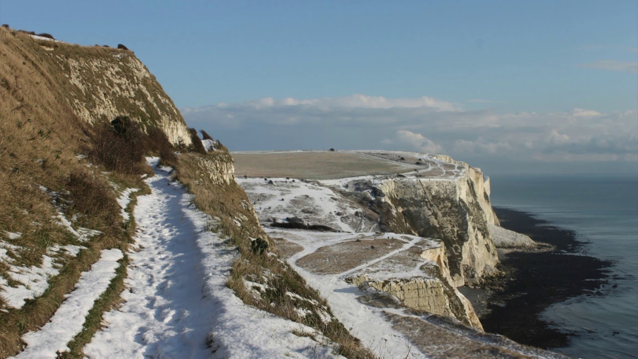 Белые клифы. Белые скалы Дувра в Англии. Дувр зимой. White Cliff Top.