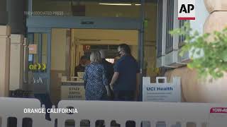 Hillary, Chelsea Clinton arrive at Calif. hospital