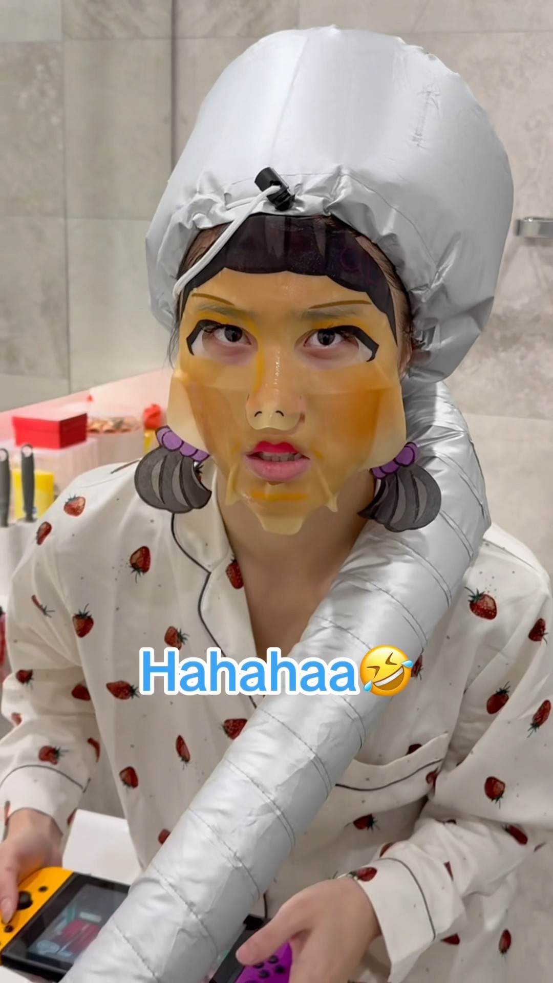 Her SECRET after shower routine? #shorts #couple #relationship