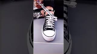 show how to tie your shoelaces#lifehack