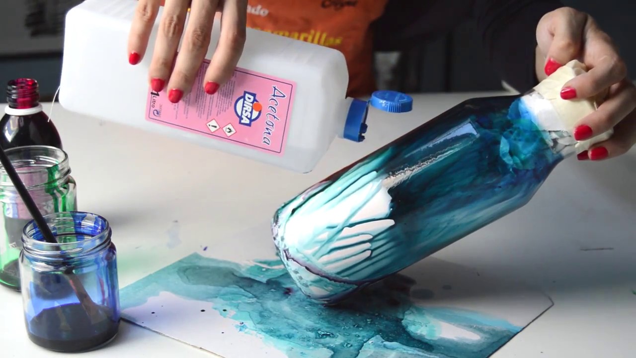 Two ways to paint glass to recycle bottles 