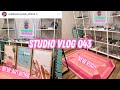 Studio vlog 043  decorate the studio with me pack crystal orders