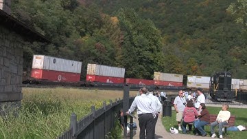 Altoona PA 10.11.08: Westbound Doublestacks
