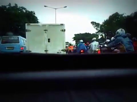 Rutinitas Kemacetan di Rute Bekasi-Pulogadung-Senen