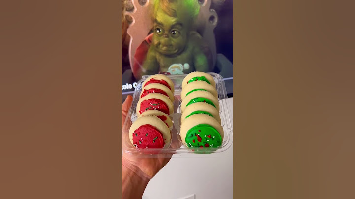 Only eating foods from THE GRINCH! #shorts