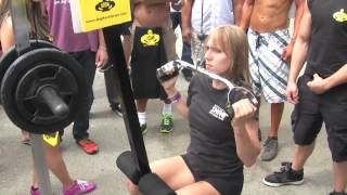 Ariel Ziegler: Big Back Grips Lat Pull Contest -- Muscle Beach Venice