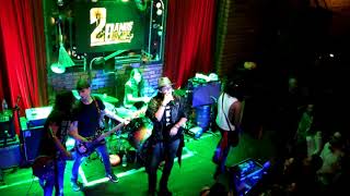 Use Your Guns - New York Pub - Poços De Caldas