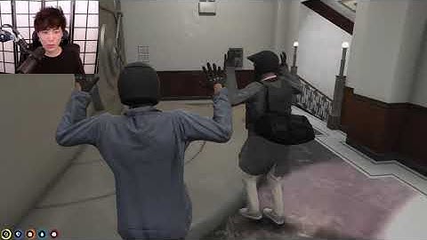 XQC and SYKKUNO Held HOSTAGE by MIKE BLOCK While ROBBING Vault -"IVE NEVER SEEN THIS IN MY LIFE"