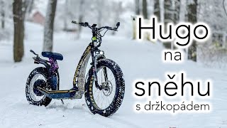 Hugo na sněhu ❄️. Hromada srandy a držkopád 😅. Jak jezdit ve sněhu?