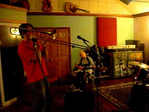Christmas Jam with trombone & congas.avi