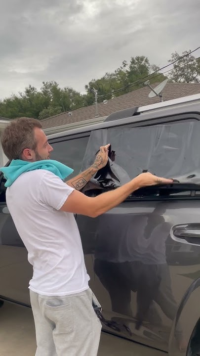 how-to-tint-a-window-in-hurricane-winds-step-1-clean-the-window-step