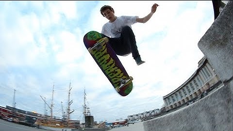 Trickipedia: 360 Pop Shuvit