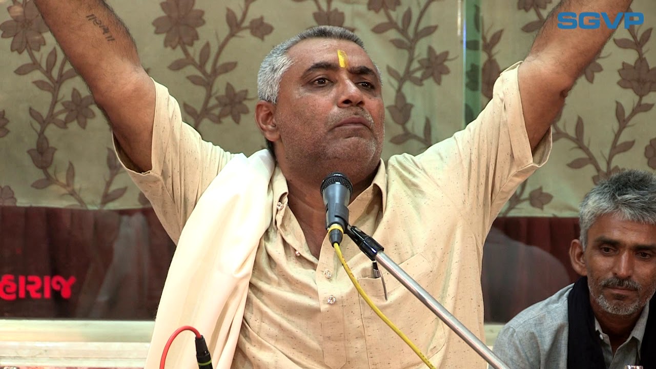 Meran Gadhavi & Anubha Gadhavi Dayro @Memnagar Gurukul