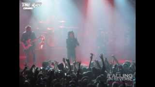 Falling In Reverse - Sink Or Swim. THE DRUG IN ME IS YOU Tour 2012