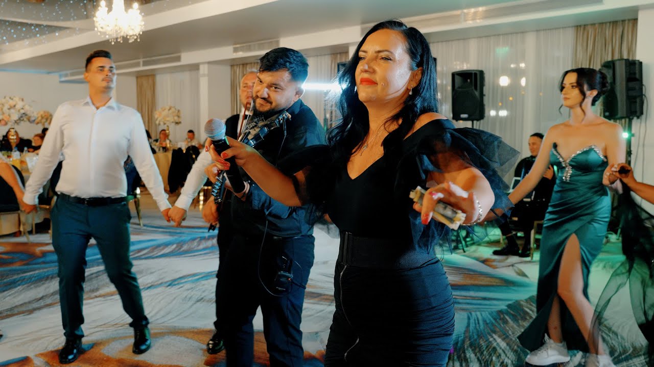 Ionela Nicolae & Orchestra - Lume Sa Te Vad Arzand (Live)