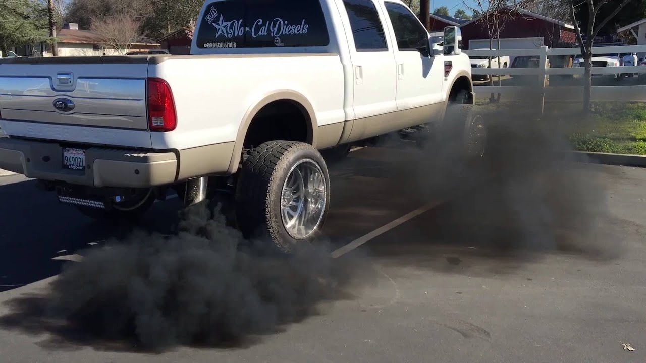 Smokey diesel - YouTube
