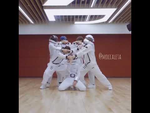 GOT7 "ECLIPSE" dance practice diracted by jackson Funny Time Jb Focus