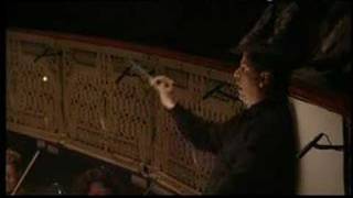 Lohengrin Prelude SEBASTIAN WEIGLE conducts right hand only