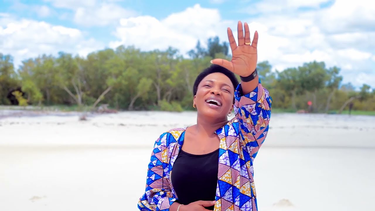 Martha Mwaipaja    Ni Tabibu Official Music Video