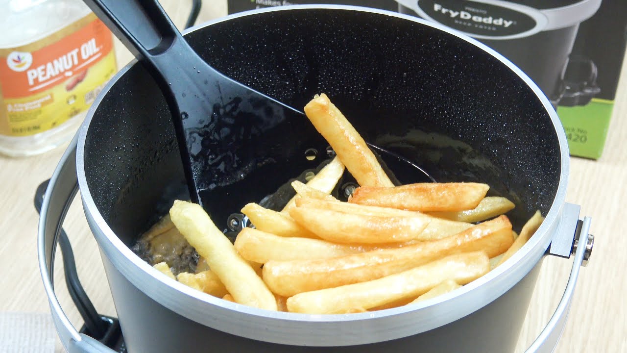 Presto! Plus Fryer Fry Daddy, 4 Cup, Black