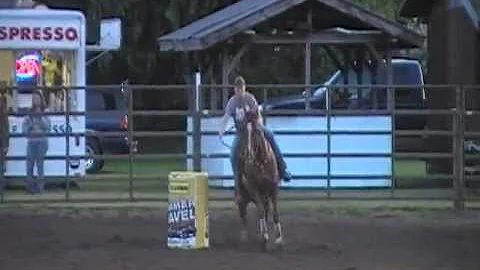 Jess and Kristen Hinton having fun at Sedro Wooley