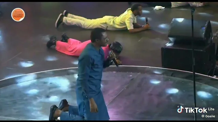 Iba by minster Nathaniel BASSEY live on stage #worship