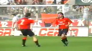 Play video: Jacek Ziober gol Osasuna - Valencia 3-3 La Liga 01.05.1994