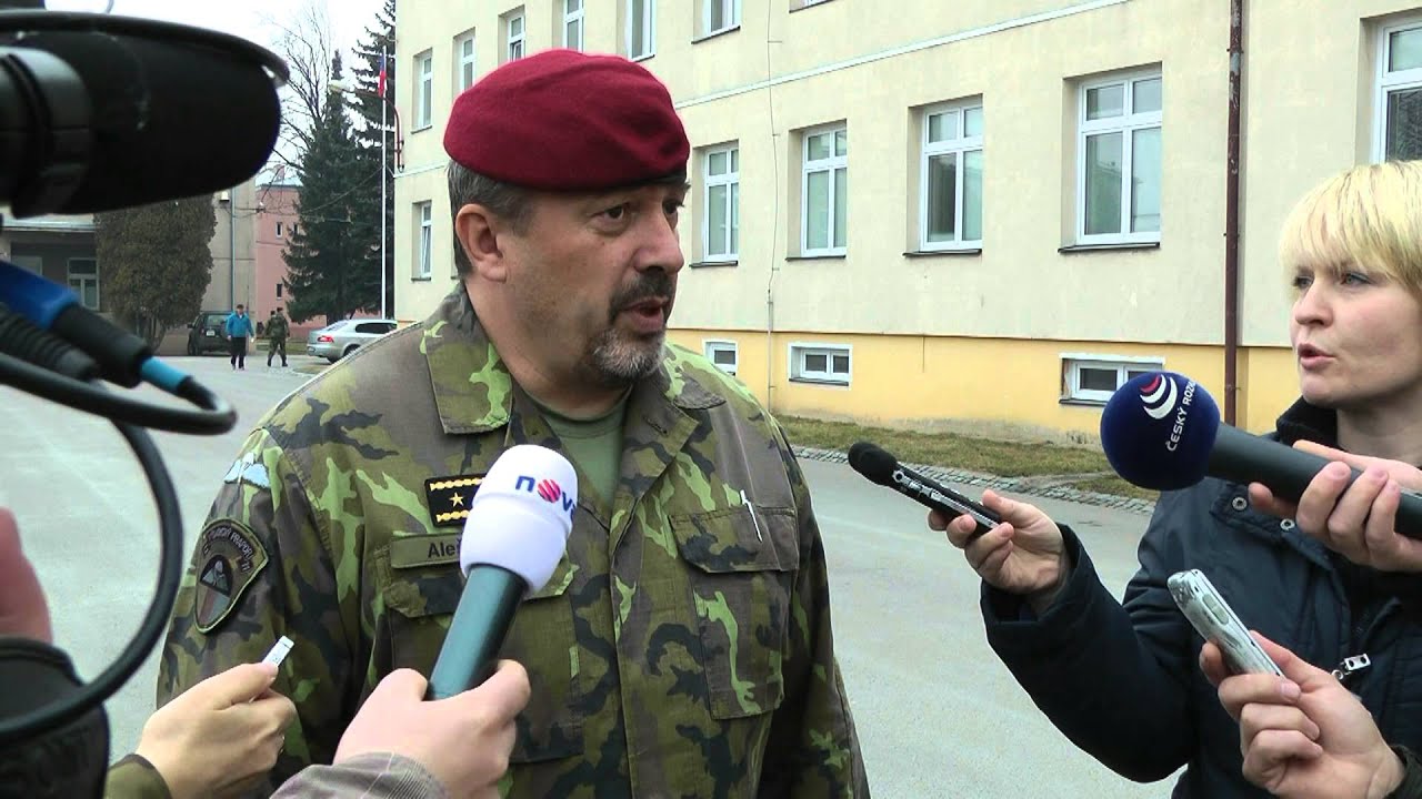 JEDNOTKA AČR ODJÍŽDÍ DO MALI - 43.VÝSADKOVÝ PRAPOR CHRUDIM 8.3.2013