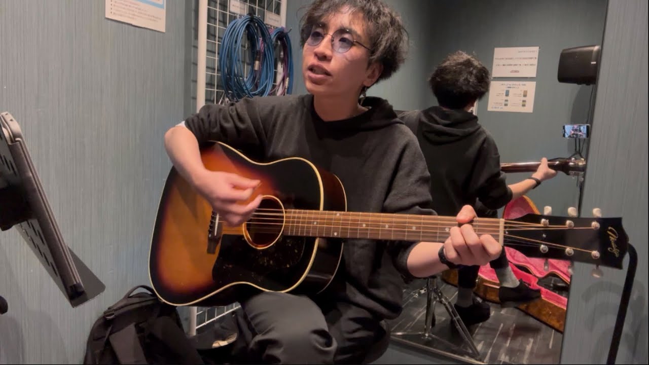 Nostalgia】25万のギター買った【弾き語り】 - YouTube