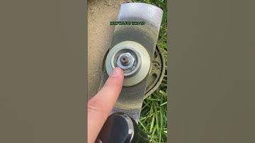 How to Change the Blade of an Edger