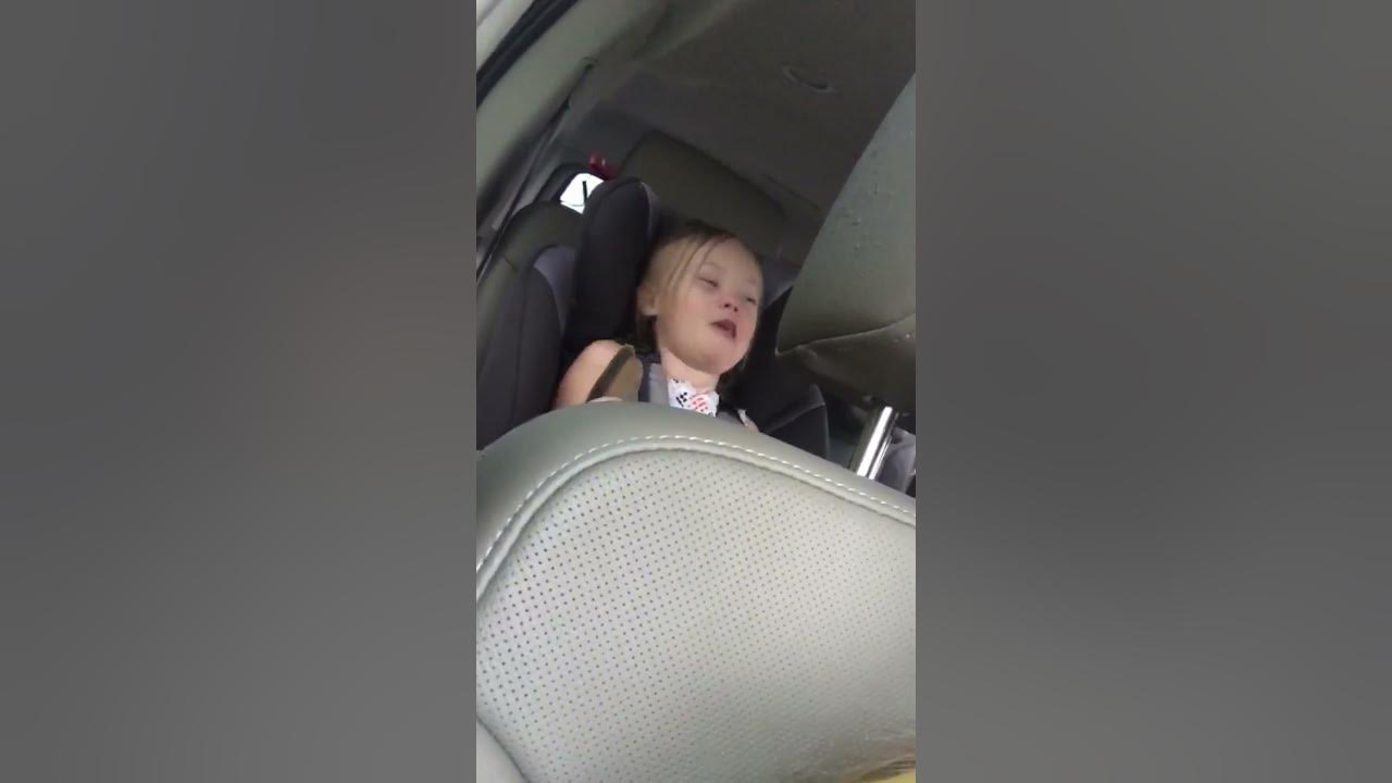 Indiana sings "HE TOUCHED ME" along with her Mama