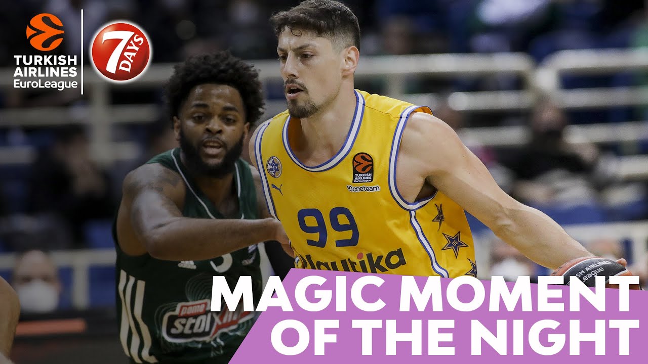 7DAYS Magic Moment of the Night: Ziv with a three-quarter-court shot!
