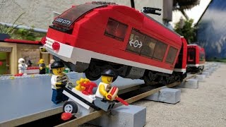 Lego City train derails during robbery at a station
