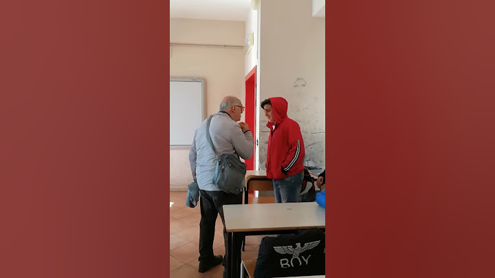 Il bidello antonio si infuria e picchia un ragazzo minorenne