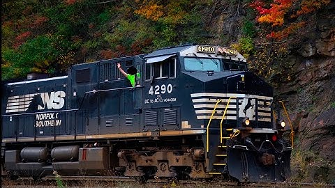 Railfanning at Horseshoe Curve Ft foreign and heritage!!! (Part 1 day 1) (10/14/22)