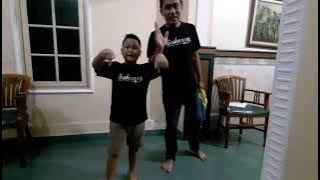 Elang latihan gerakan gerakan Dasar KUBRO SISWO, sekar arum