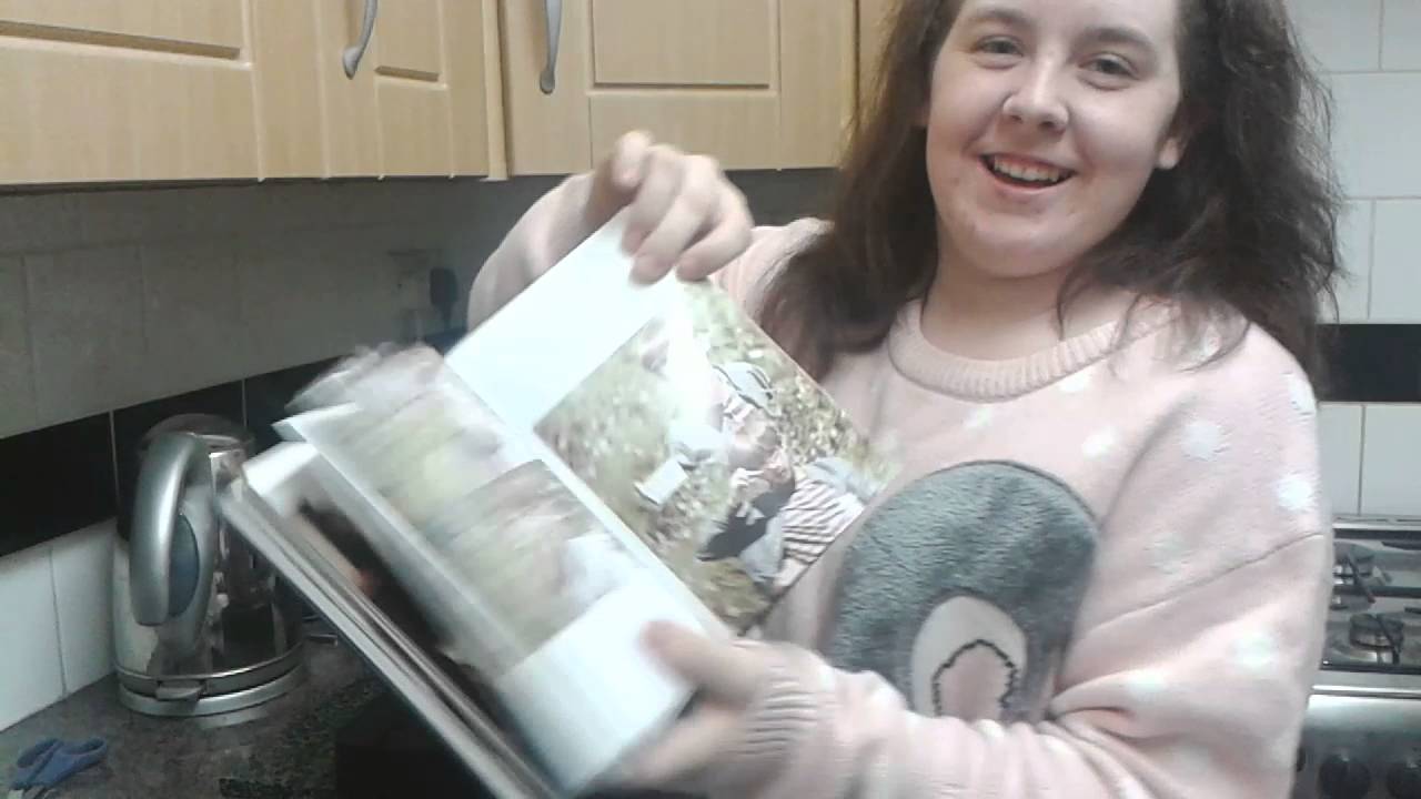 Bts seasons greetings 2016 unboxing - YouTube
