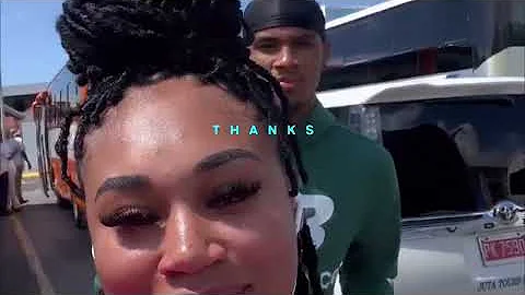 Jania Meshell And Dejounte Murray Getting Off The Tour Bus💚💚💚