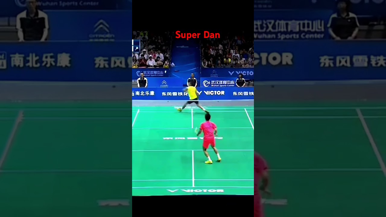Lin dan incredible dive  
