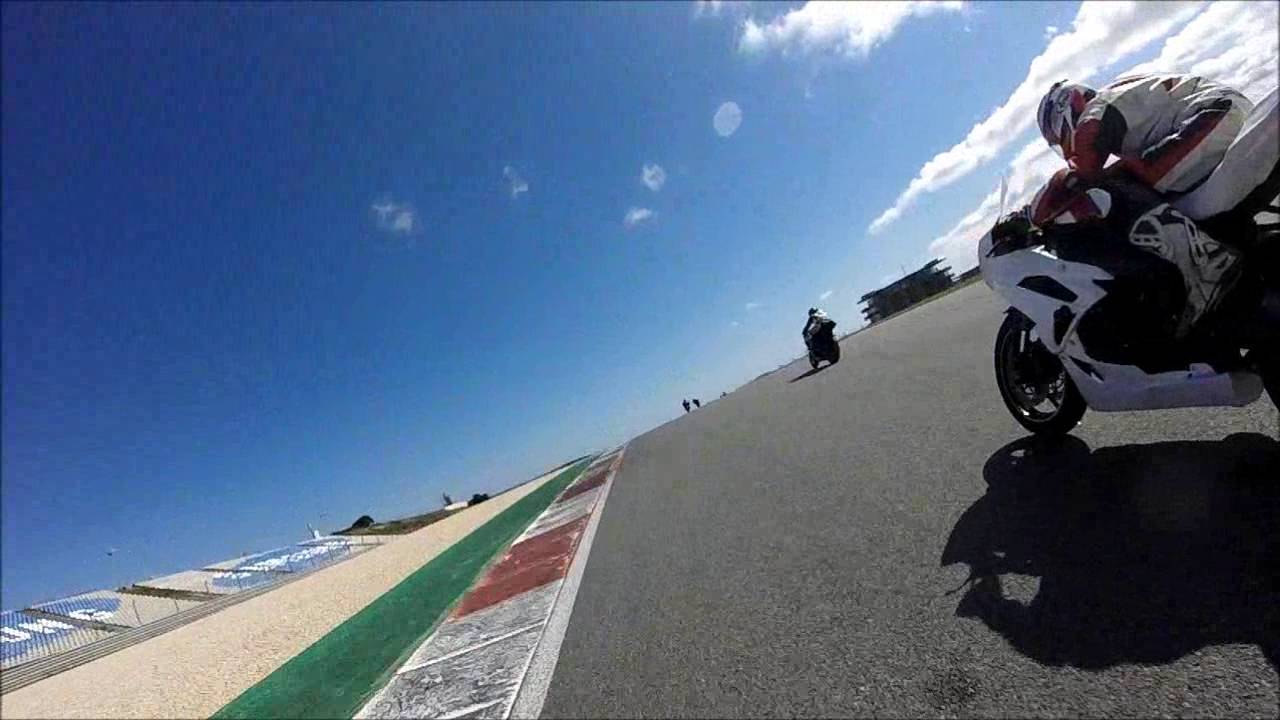 Circuit Portimao - En avant avec la Honda CBR1000RR de Moto24H - YouTube