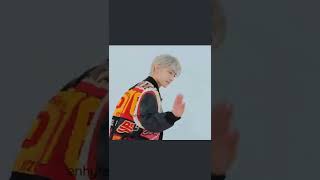 sunghoon dancing itzy swipe