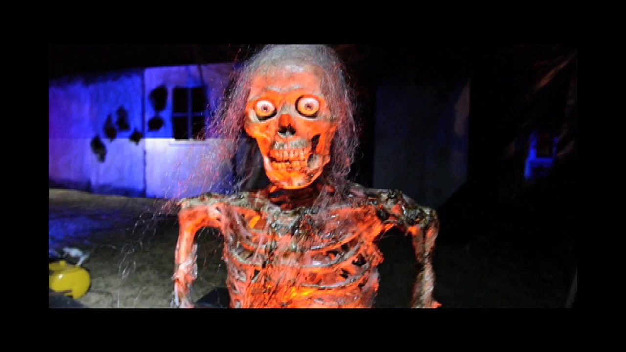 Poison Oak St Haunted House 2015 PoisonProps.com